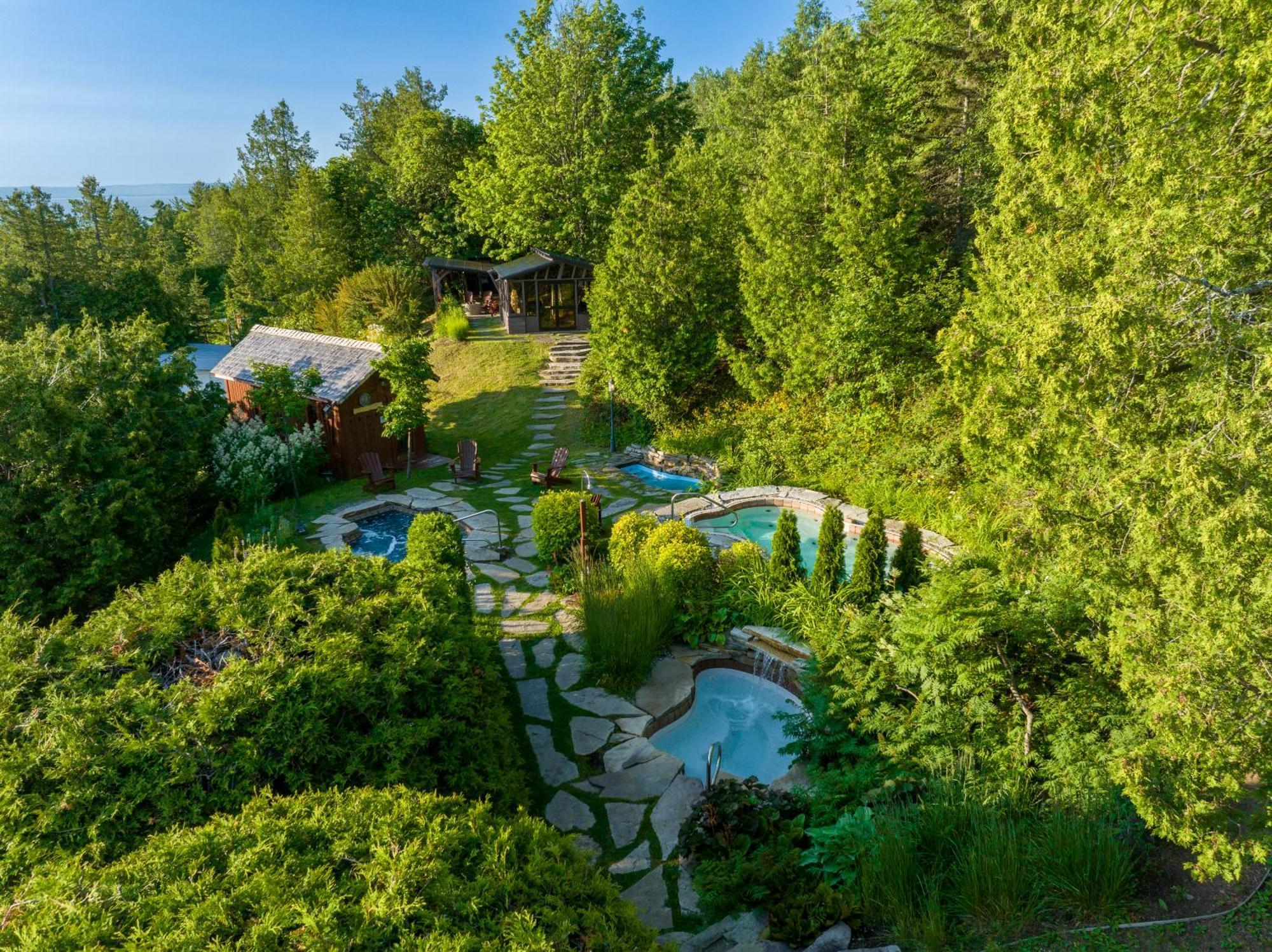 Auberge Des Falaises Ла-Мальбе Екстер'єр фото